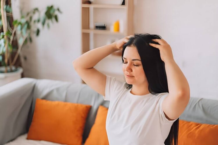 Scalp Detox Benefits: What’s Actually Supported by Evidence (and What’s Marketing)